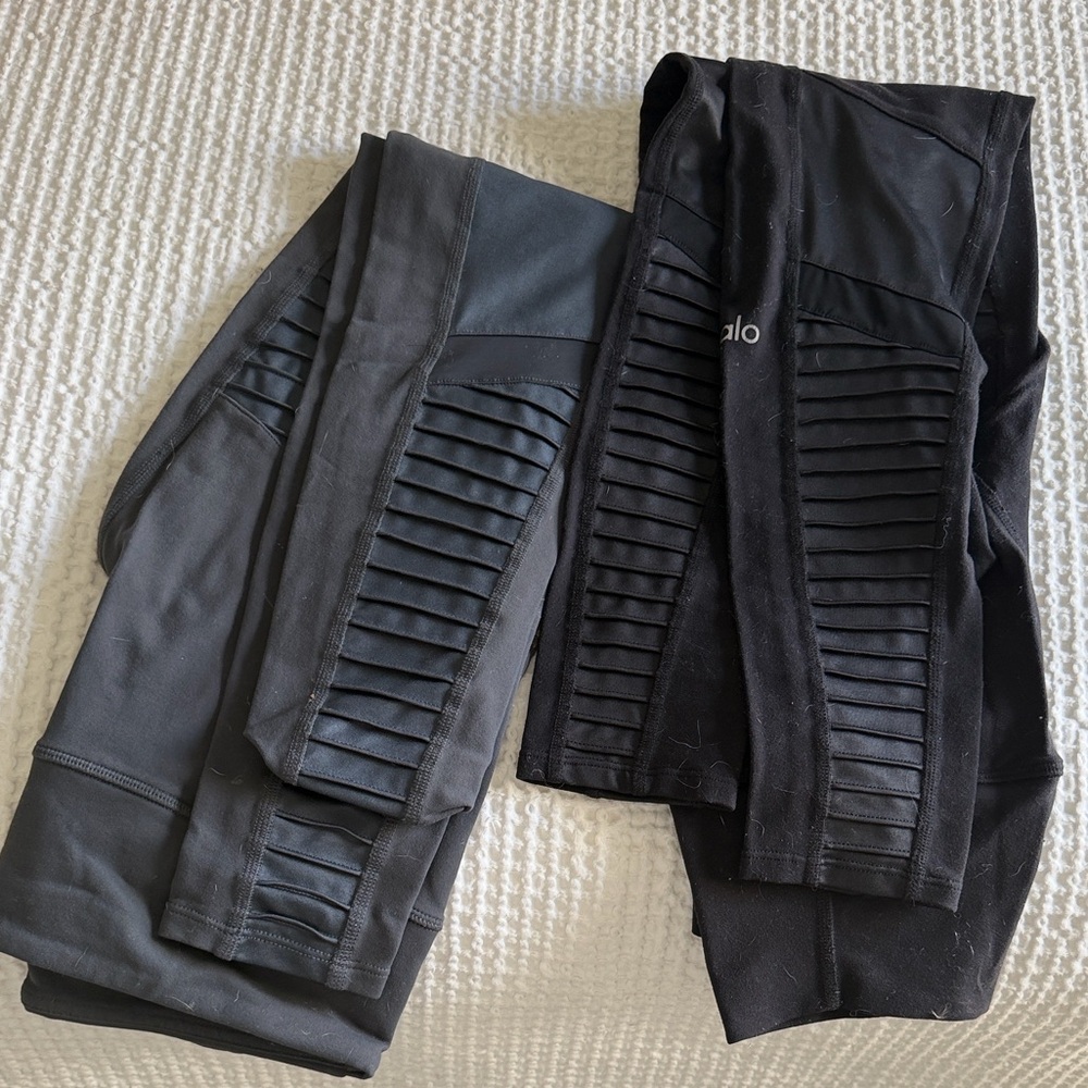 ALO Yoga Black and Gray Leggings
